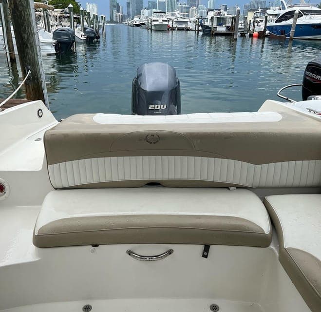 24-Foot Private Boat for up to 8 People Gallery Image 3