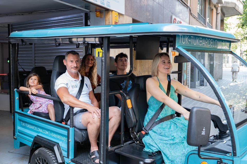 City Highlights Private Tuk-Tuk Tour Gallery Image 4