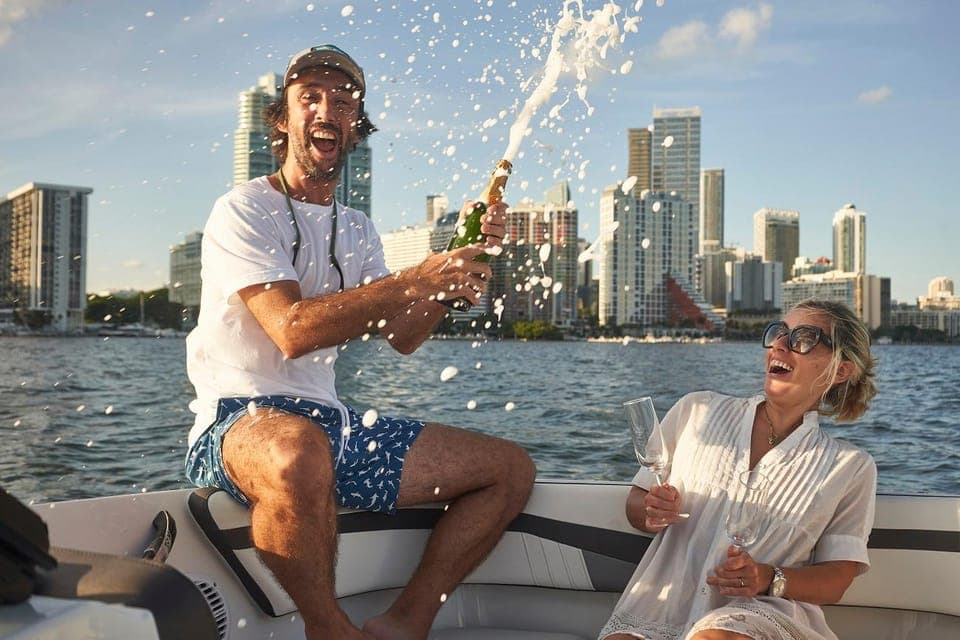 1 hour Miami Private Boat Ride with champagne and captain Gallery Image 2