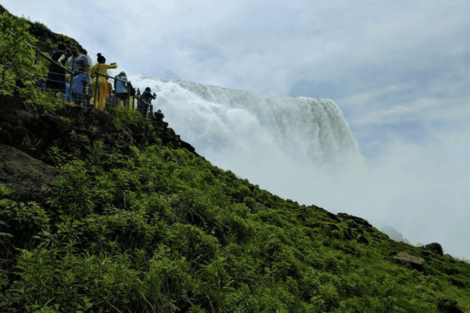 Private Tour with Maid of the Mist Gallery Image 2