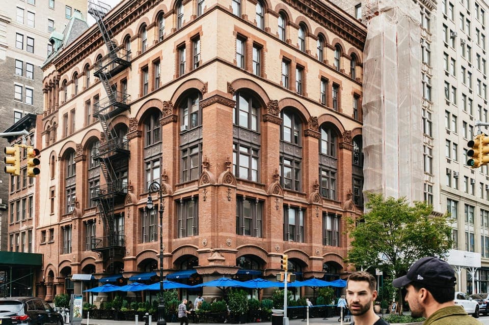 Welcome to New York: A Tour of Taylor Swift Hotspots Gallery Image 4