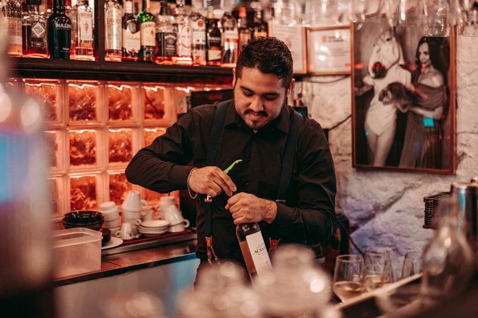 Tipsy Tapas & History Tour in the Gothic Quarter Gallery Image 3