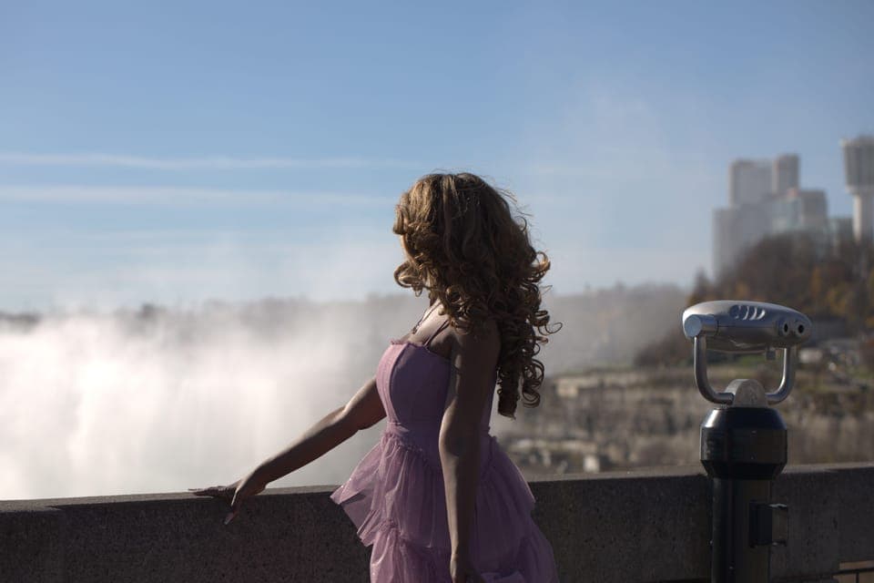 Private Professional Photo Shoot in Niagara Falls Gallery Image 1