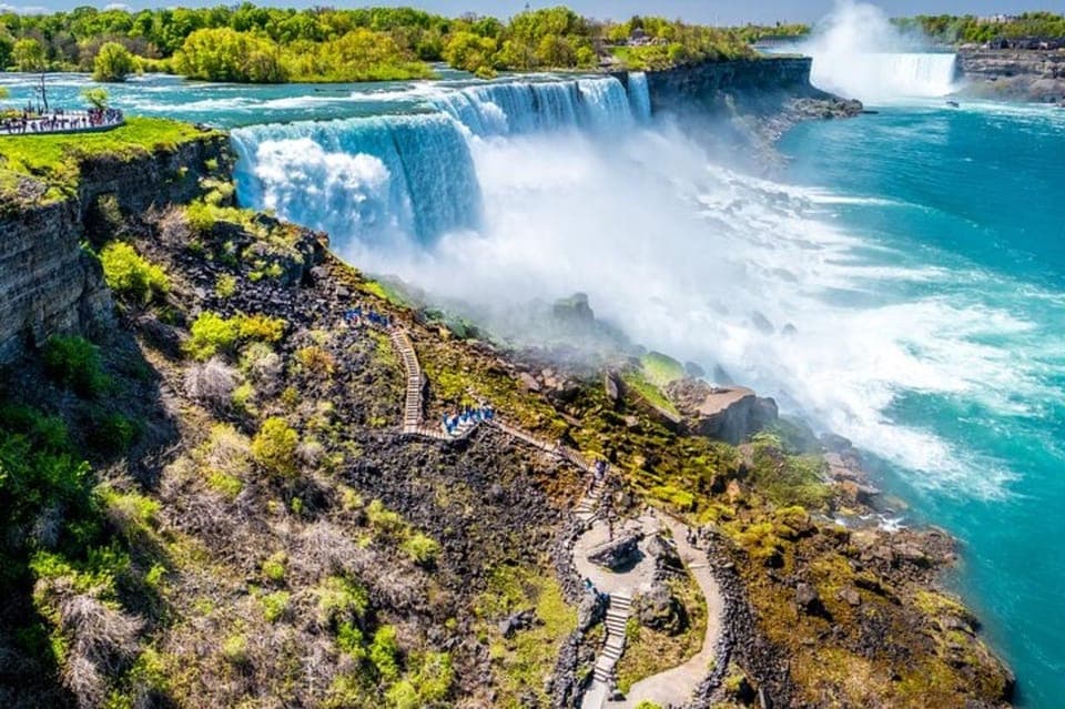 From NYC: 5-Day Trip to Eastern Canada and Niagara Falls Gallery Image 4