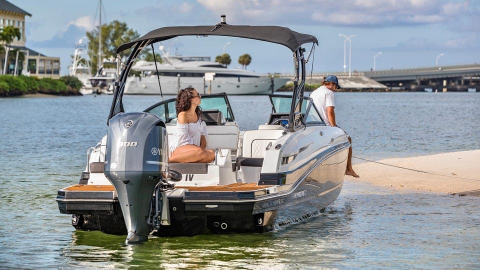 27 Feet Monterey Breathtaking Miami Skyline Boat Tour Gallery Image 2