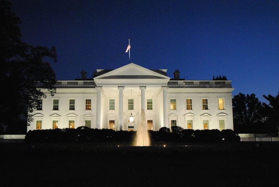 Private Tour: Washington DC Luxury SUV 4h Self Guided Gallery Image 2