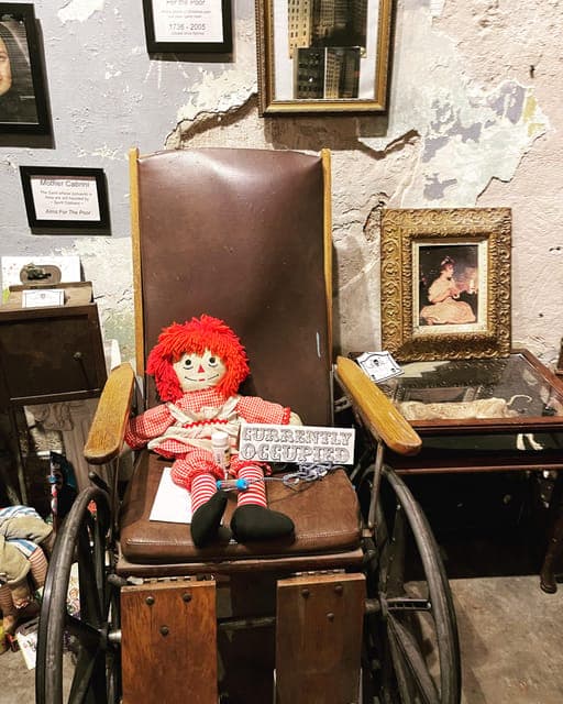 Haunted Museum, Ghost hunt on Haunted Objects Gallery Image 2