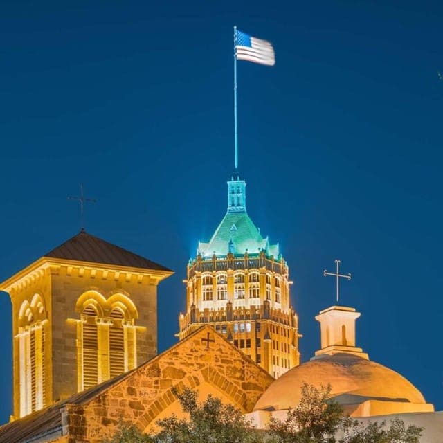 27. City Lights Night Tour by Trolley - Image 27