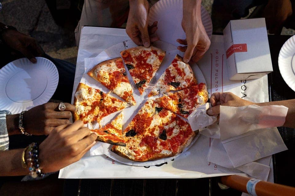 Brooklyn Heights and DUMBO Neighborhood Food Tour Gallery Image 3