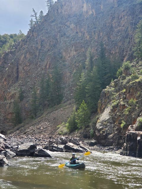 Vail CO: Kayak the Gorgeous Colorado River - guided 1/2 day Gallery Image 2