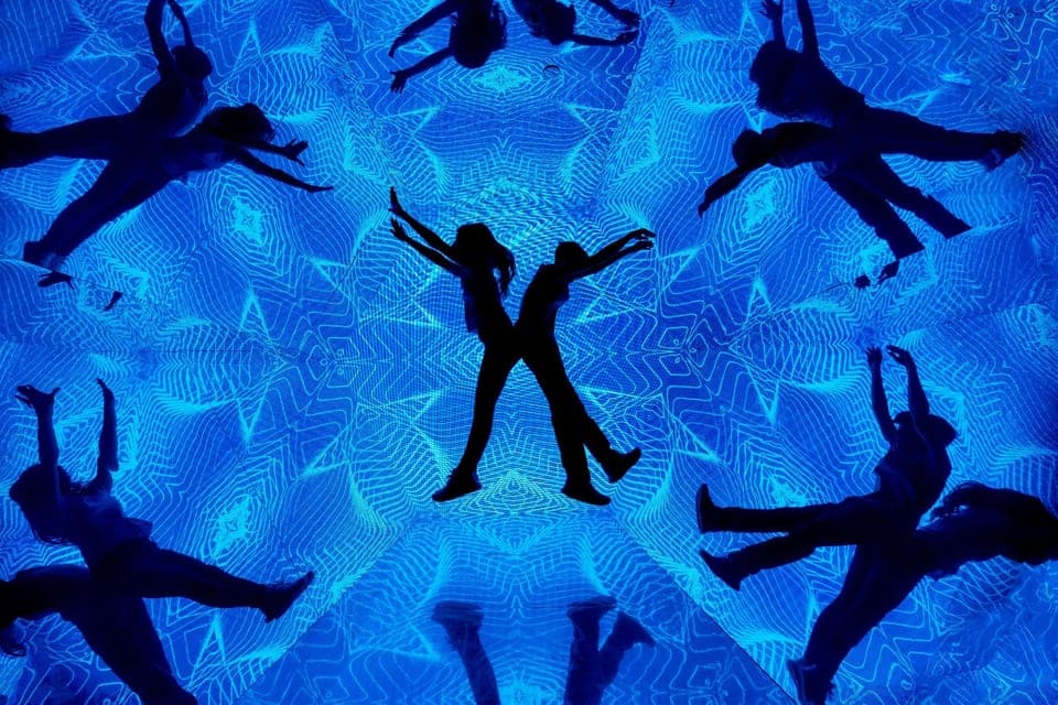 11. Museum of Illusions Entry Ticket - Image 11