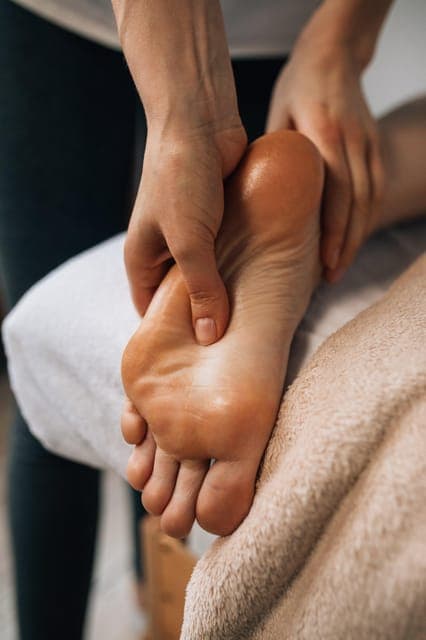 Reflexology Foot Massage NYC - 45 mins Gallery Image 4