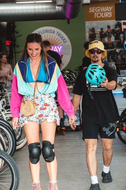 Miami Beach: Rollerblade Rental with Protection Gear Gallery Image 4