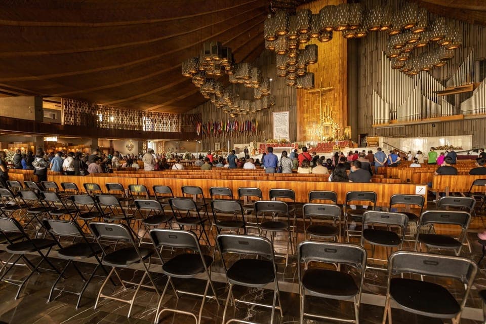 Basilica of Our Lady of Guadalupe Private Tour Gallery Image 3