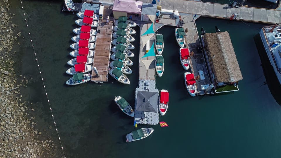 Electric Boat Rental with Sunshade Gallery Image 4