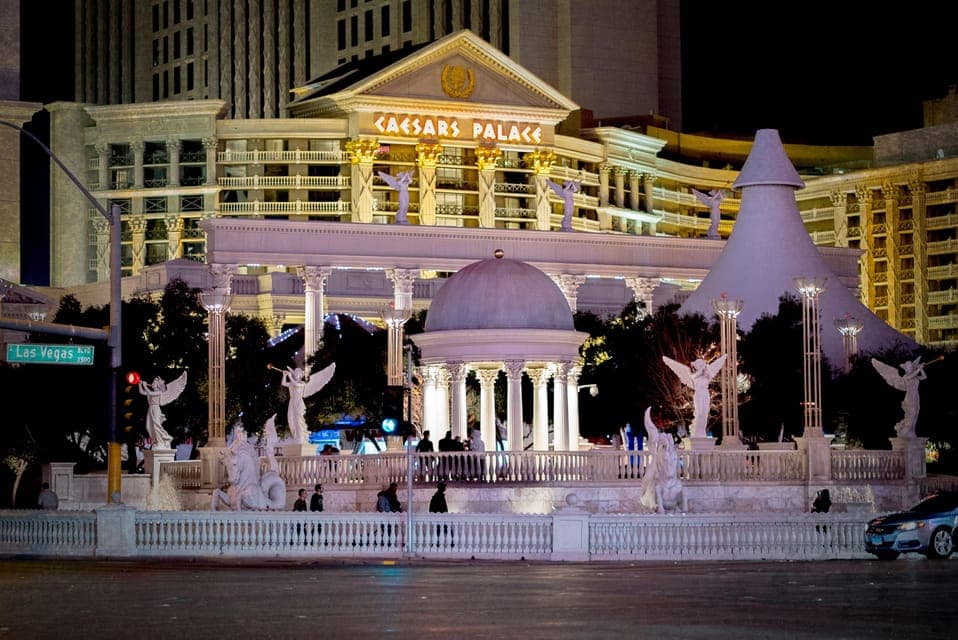 1. Gangsters, Glitz, and Gore Las Vegas Ghost Tour - Image 1