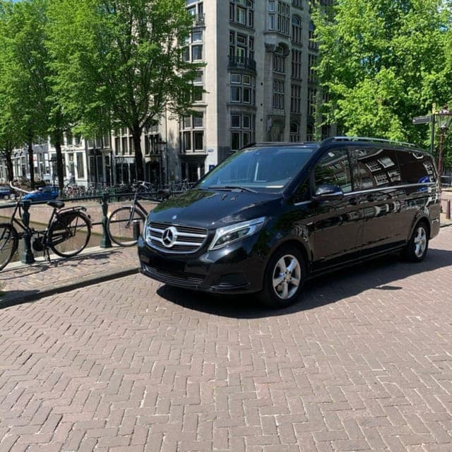 Private Transfer from Amsterdam to Felison Cruise Terminal Gallery Image 4