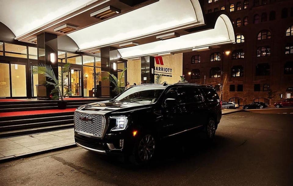 Toronto - Airport Transfer / City to City Transfer Gallery Image 2