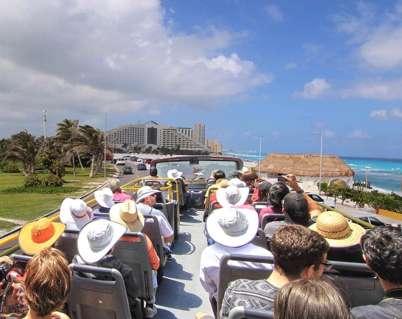 Cancun: Hop-on Hop-off Sightseeing Bus Tour and Attractions Gallery Image 3