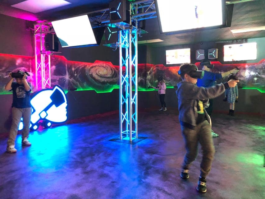 VR Immersive Gaming Experience Gallery Image 3