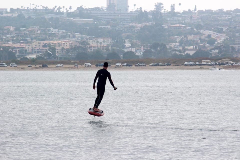 Fly Over Water: Lift5 eFoil Lesson with Videography Gallery Image 4