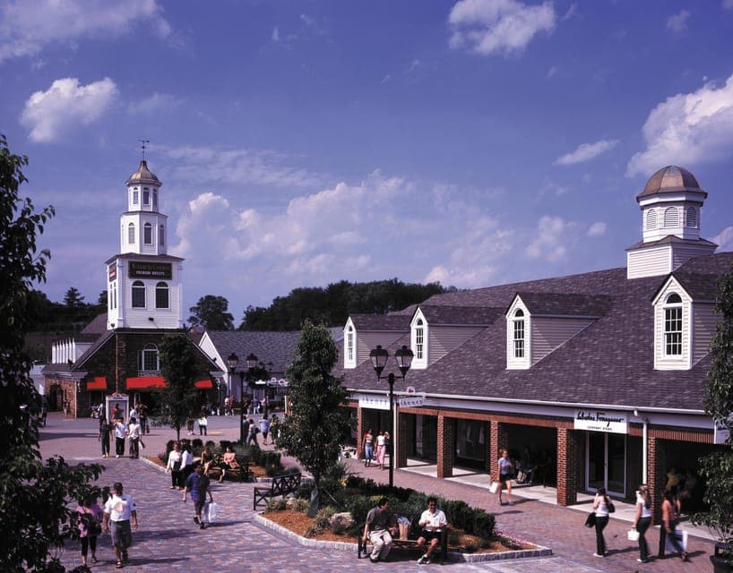 Woodbury Common Premium Outlets Private Trip - Image 1