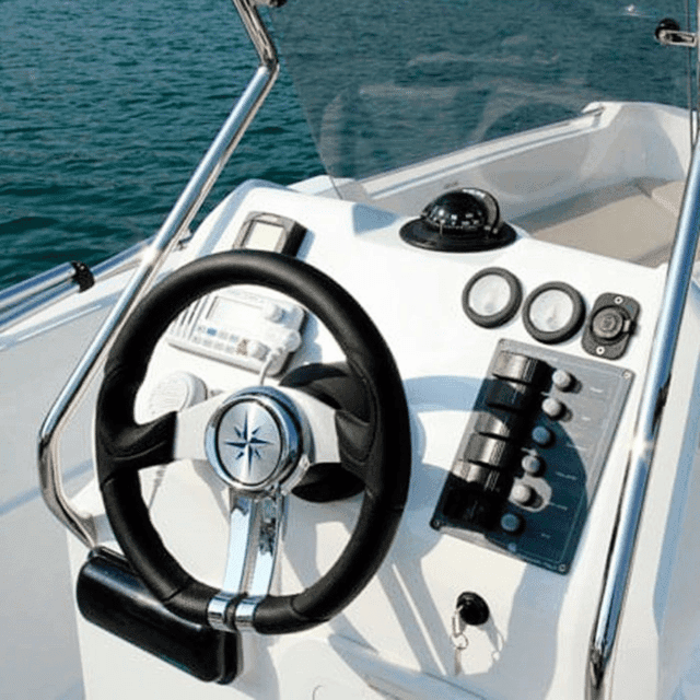 No license needed Boat Rental Gallery Image 4