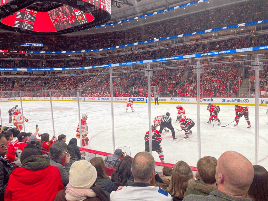 Chicago Blackhawks NHL Game Ticket at United Center Gallery Image 3
