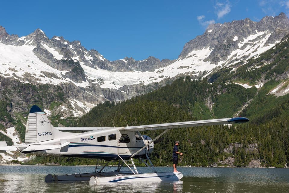 Glacier & Alpine Lake Flight Adventure Gallery Image 1