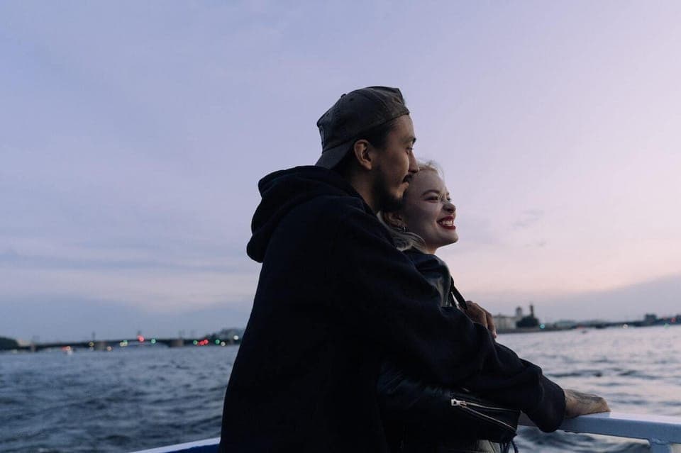 Saint Louis: Private Romantic Tour in The City of Love Gallery Image 3