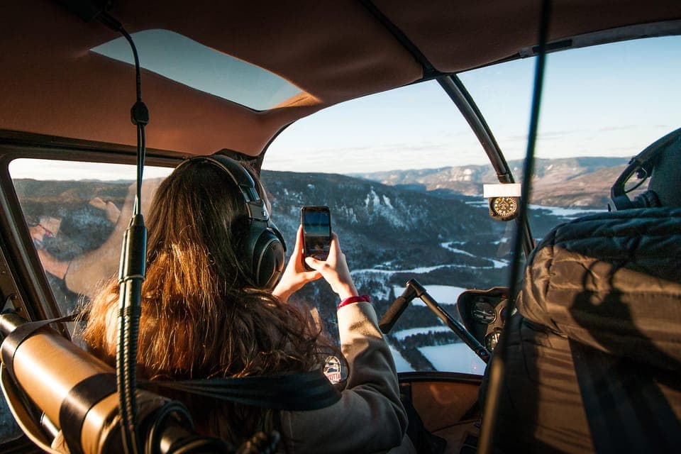 Attitude-Helicopter: Helicopter tour of Quebec City Gallery Image 1