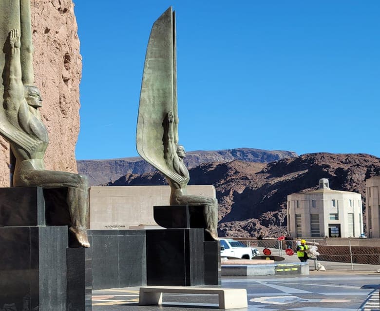 Hoover Dam Suv Tour: Power Plant Tour, Museum Tickets & More Gallery Image 4