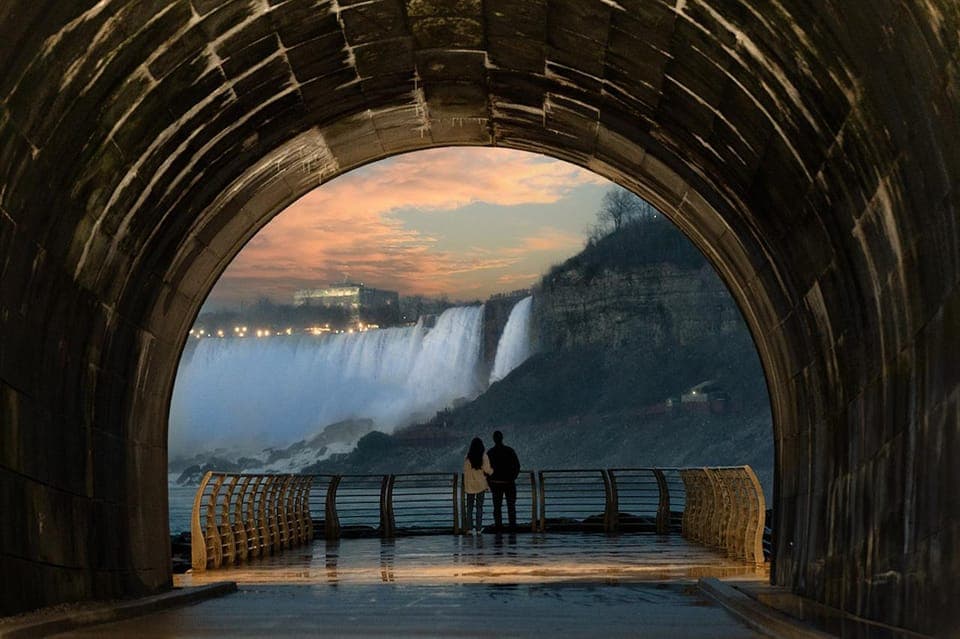 Niagara Falls: Niagara Parks Power Station & Tunnel at Night - Image 5