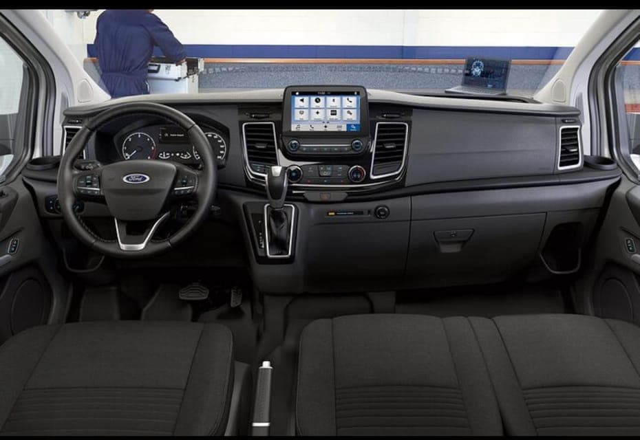 Private Transfer from Barcelona Airport to City Gallery Image 3