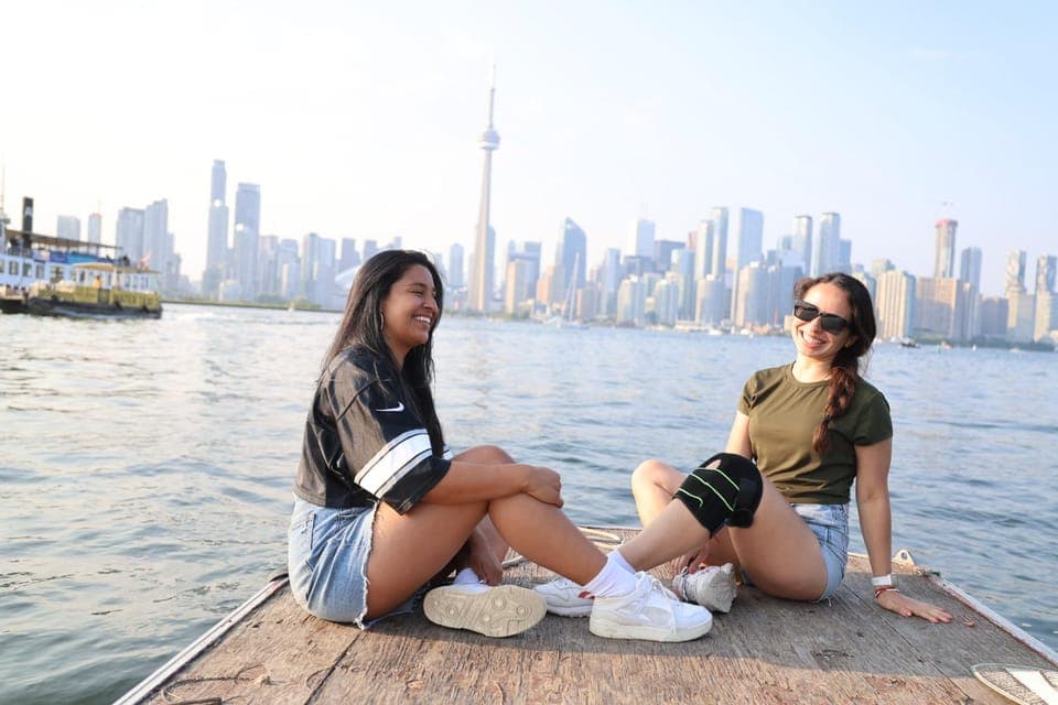 Fall Colours Private Boat Tour of the Toronto Islands Gallery Image 4