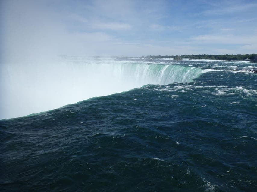 Niagara Falls, Ontario: Day tour starting in Toronto Gallery Image 2