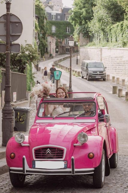 Pink Tour by Night with Champagne Gallery Image 4