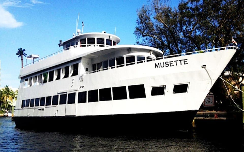 Musette Yacht New Year's Eve Party Cruise Gallery Image 1