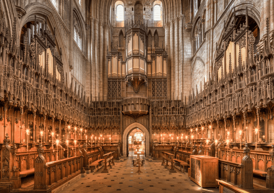 Private Cathedral Tour with Rooftop Access Gallery Image 4