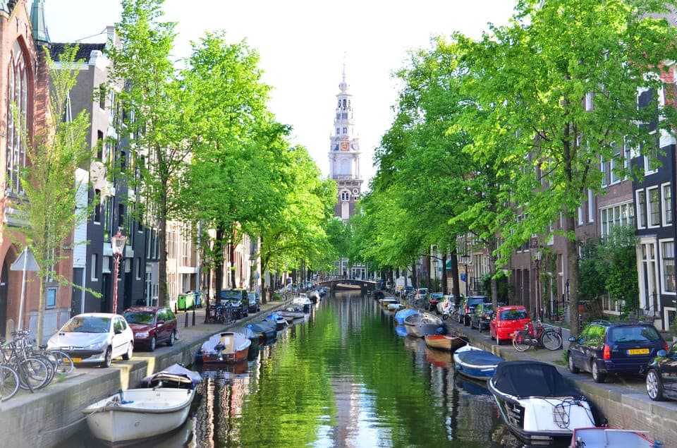 Amsterdam Red Light District and Old Town Walking Tour Gallery Image 4