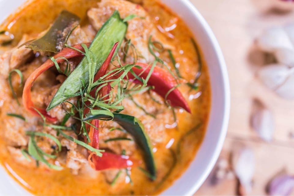 Authentic Thai Curry Cooking Class - Image 1