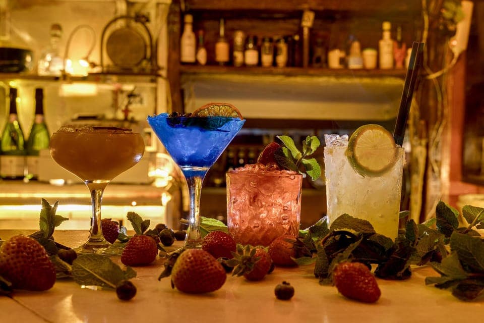 Cocktail Making Class with Tapas Gallery Image 2