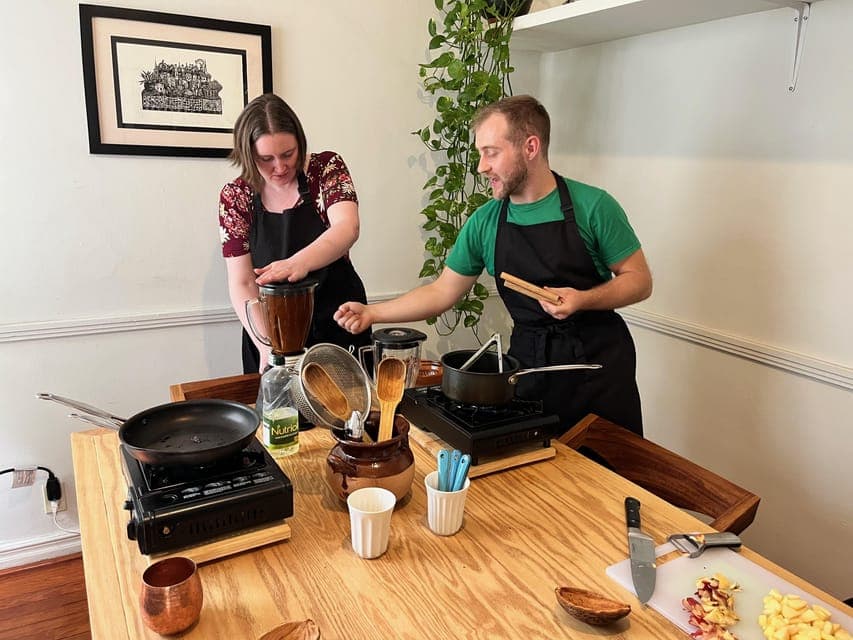 Market tour, cooking class & three-course Mexican feast Gallery Image 4