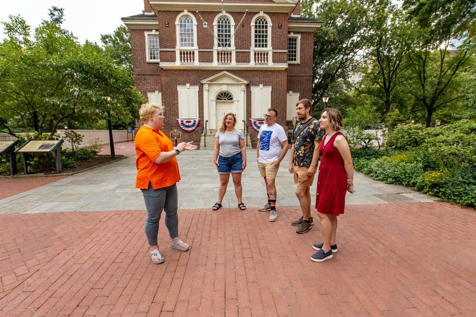 Independence Mall: Liberty Bell, Betsy Ross, Christ Church Gallery Image 2