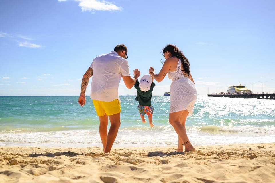 Hire Photographer Professional Photo Shoot Cancun - Image 2