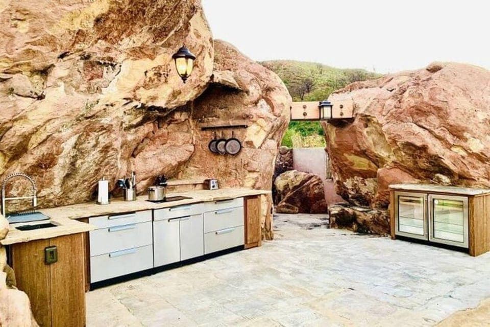 Private Helicopter Hideaway Day Trip Gallery Image 4