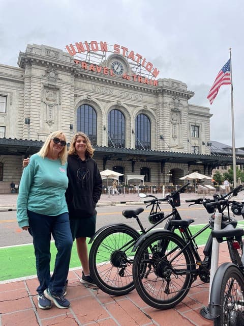 City Highlights Guided E-Bike Tour Gallery Image 4