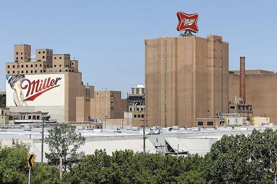 Milwaukee City Highlights Day Trip with Brewery Tour Gallery Image 2