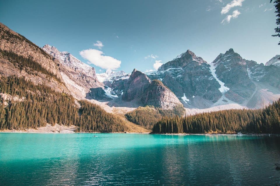4-Day Columbia Icefield & Banff National Park Gallery Image 1