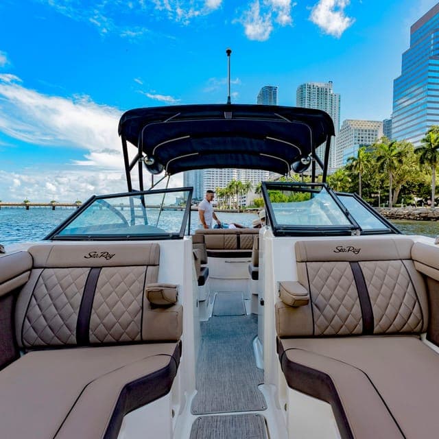 Private Boat Charter Guided and Tailored Experience Gallery Image 4